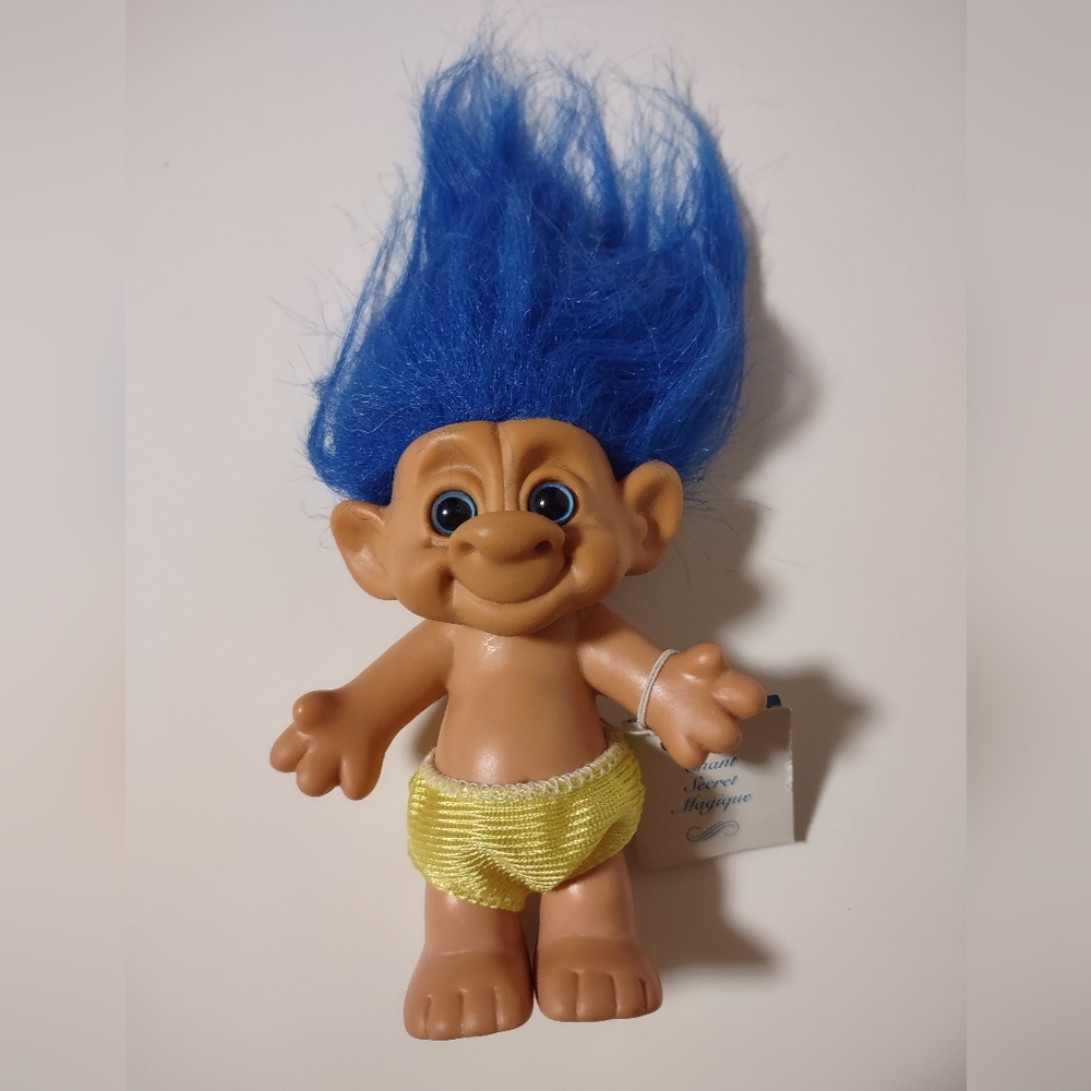Vintage Russ Forest Blue Troll Doll Blue Hair Blue Eyes Secret Magic Chant Tag